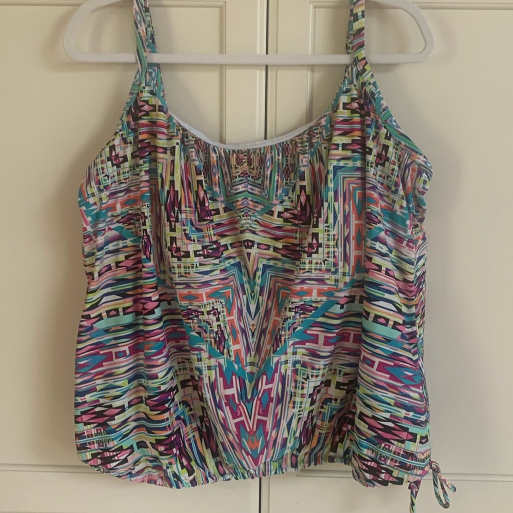 Women’s 1X tankini swim top